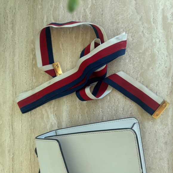 White Gucci Carlfskin Sylvie Shoulder Bag - Picture 10 of 10